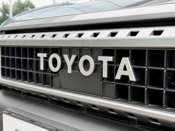 Toyota Land Cruiser Prado 250 Series с пробегом 2024 года, цена 8 140 000 рублей, 10846 км, внедорожник, Автокод Объявления