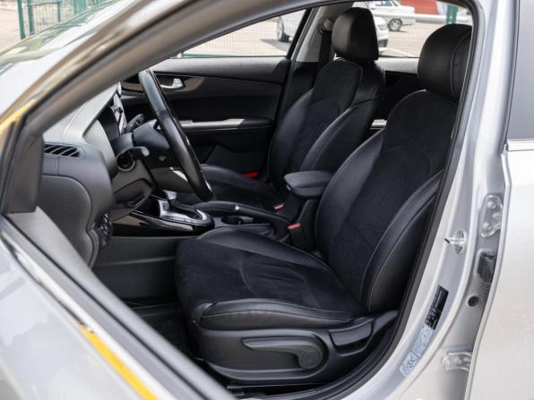 Kia Cerato IV Рестайлинг с пробегом 2021 года, цена 2 025 000 рублей, 81704 км, седан, Автокод Объявления