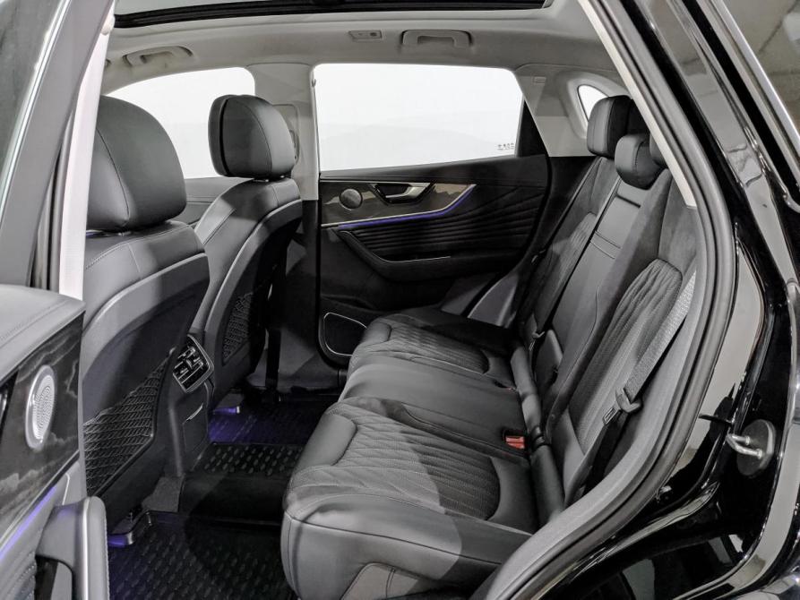 Hongqi HS5 I Рестайлинг Москва  - изображение 18