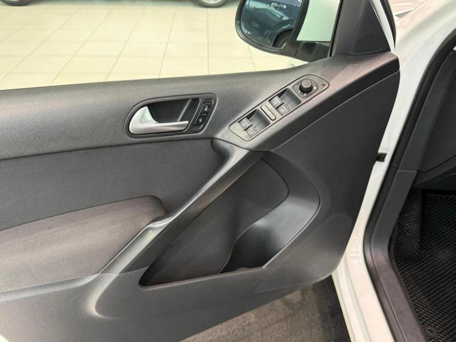Volkswagen Tiguan I Рестайлинг Екатеринбург  - изображение 22