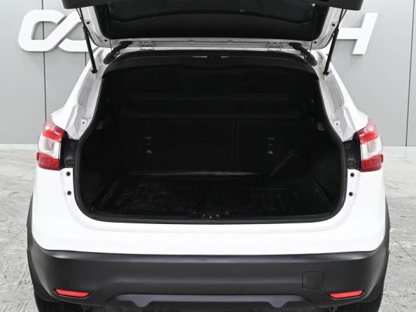 Nissan Qashqai II с пробегом 2018 года, цена 1 829 000 рублей, 69838 км, внедорожник, Автокод Объявления
