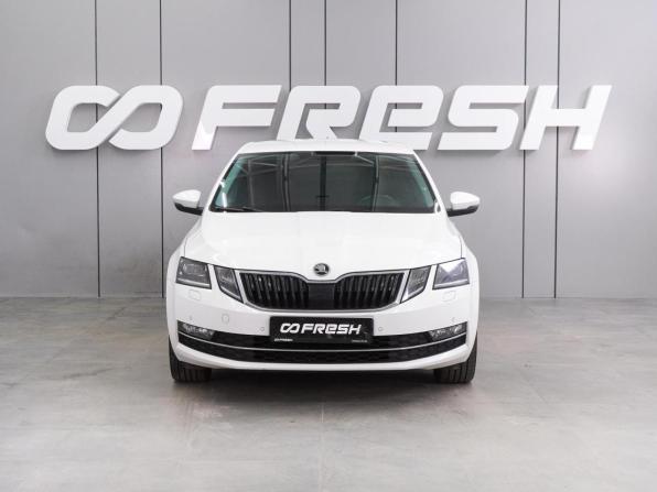 Skoda Octavia III (A7) Рестайлинг с пробегом 2017 года, цена 1 850 000 рублей, 178104 км, лифтбек, Автокод Объявления