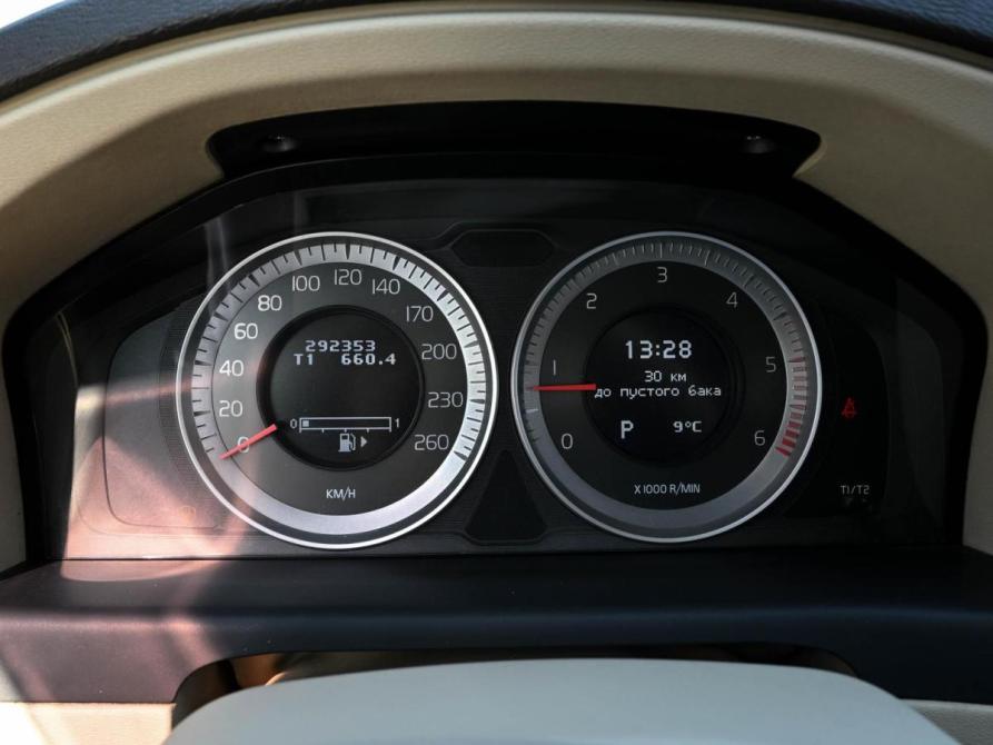 Volvo XC70 II Волгоград  - изображение 12