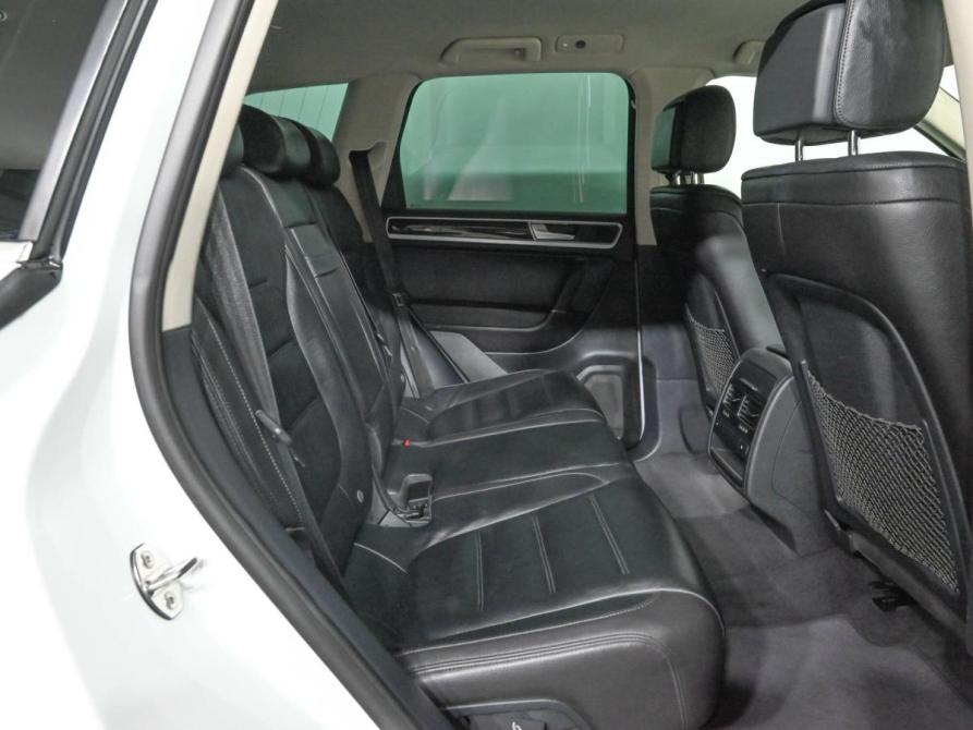 Volkswagen Touareg II Рестайлинг Екатеринбург  - изображение 11