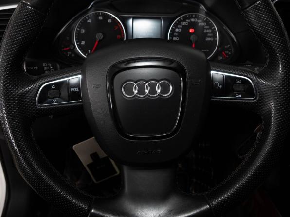Audi Q5 I (8R) с пробегом 2010 года, цена 1 480 000 рублей, 218414 км, внедорожник, Автокод Объявления