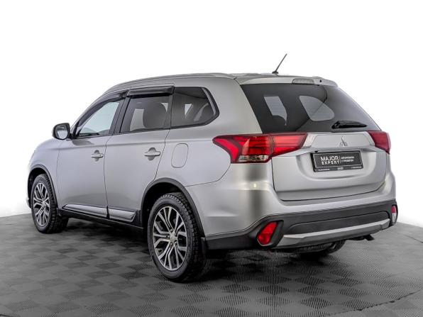 Mitsubishi Outlander III Рестайлинг 2 с пробегом 2015 года, цена 1 795 000 рублей, 158255 км, внедорожник, Автокод Объявления