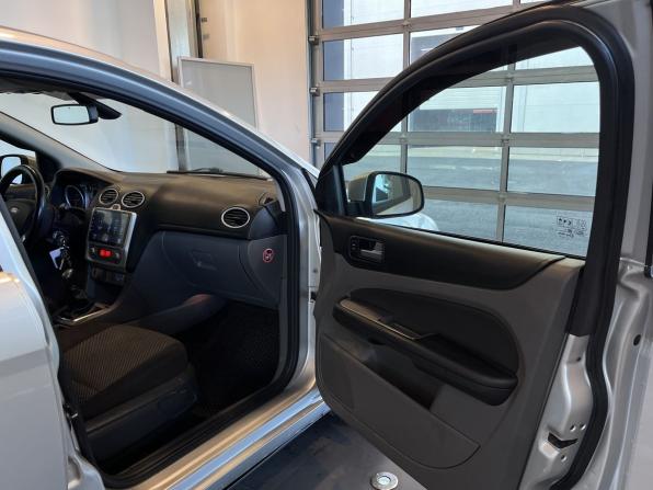 Ford Focus II Рестайлинг с пробегом 2011 года, цена 387 000 рублей, 347917 км, седан, Автокод Объявления