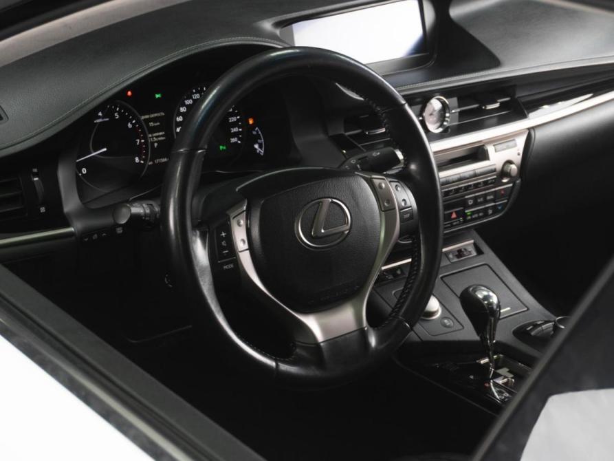Lexus ES VI Тюмень  - изображение 31