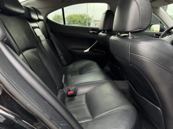 Lexus IS II с пробегом 2006 года, цена 1 470 000 рублей, 242896 км, седан, Автокод Объявления