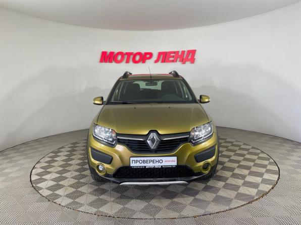 Renault Sandero II с пробегом 2015 года, цена 875 000 рублей, 98218 км, хэтчбек, Автокод Объявления