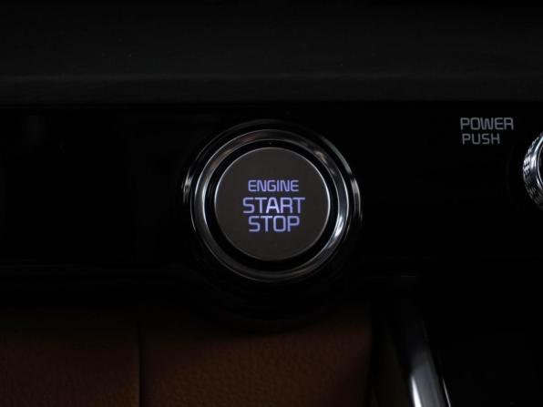 Kia Carnival IV с пробегом 2020 года, цена 4 149 077 рублей, 105981 км, минивэн, Автокод Объявления