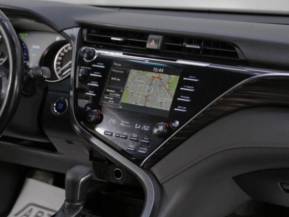 Toyota Camry VIII (XV70) с пробегом 2019 года, цена 1 649 000 рублей, 79000 км, седан, Автокод Объявления