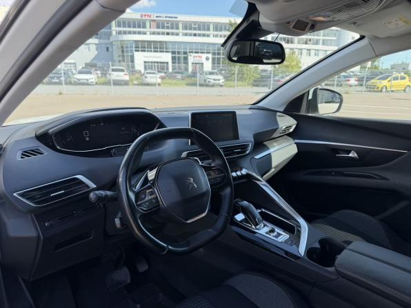 Peugeot 3008 II с пробегом 2018 года, цена 1 650 000 рублей, 193571 км, внедорожник, Автокод Объявления
