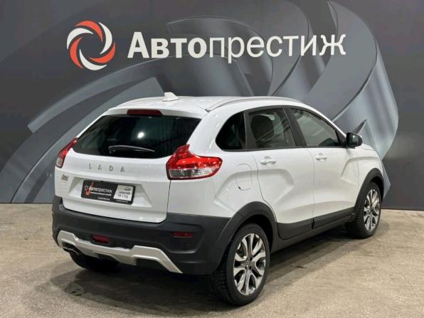 Lada (ВАЗ) XRAY I с пробегом 2018 года, цена 1 080 000 рублей, 56000 км, хэтчбек, Автокод Объявления