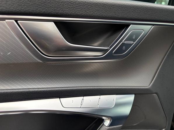 Audi A6 V (C8) с пробегом 2020 года, цена 3 495 000 рублей, 143800 км, седан, Автокод Объявления