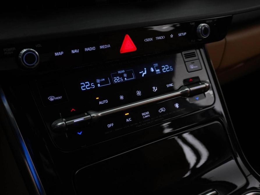 Kia Carnival IV Москва  - изображение 16