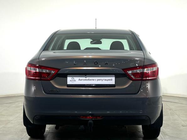 Lada (ВАЗ) Vesta I с пробегом 2021 года, цена 860 000 рублей, 156405 км, седан, Автокод Объявления