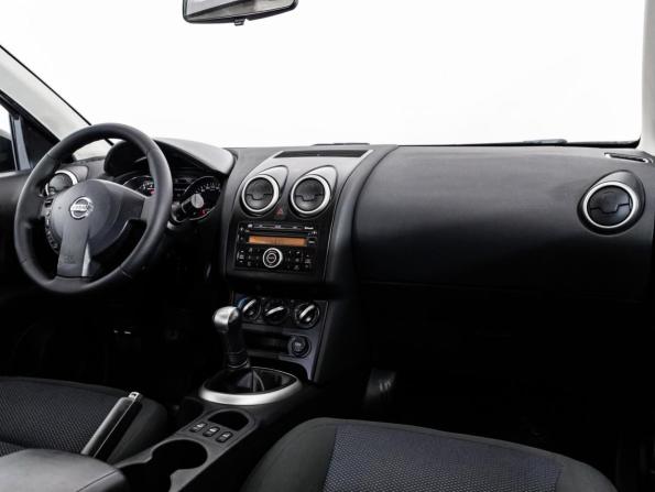 Nissan Qashqai I Рестайлинг с пробегом 2010 года, цена 849 000 рублей, 179460 км, внедорожник, Автокод Объявления