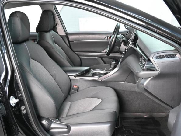 Toyota Camry VIII (XV70) Рестайлинг с пробегом 2021 года, цена 2 679 000 рублей, 50551 км, седан, Автокод Объявления
