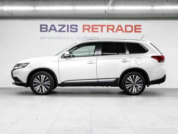 Mitsubishi Outlander III Рестайлинг с пробегом 2015 года, цена 1 670 000 рублей, 133119 км, внедорожник, Автокод Объявления
