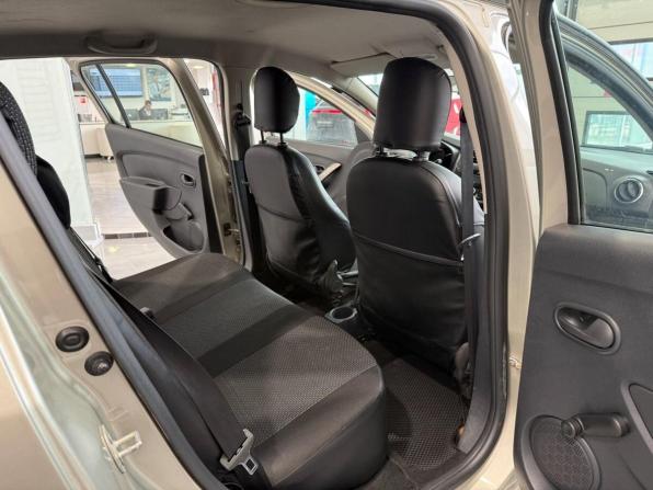 Renault Sandero II Рестайлинг с пробегом 2019 года, цена 1 111 000 рублей, 120000 км, хэтчбек, Автокод Объявления