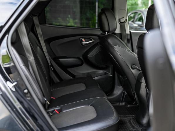 Hyundai ix35 I Рестайлинг с пробегом 2013 года, цена 1 170 000 рублей, 187704 км, внедорожник, Автокод Объявления