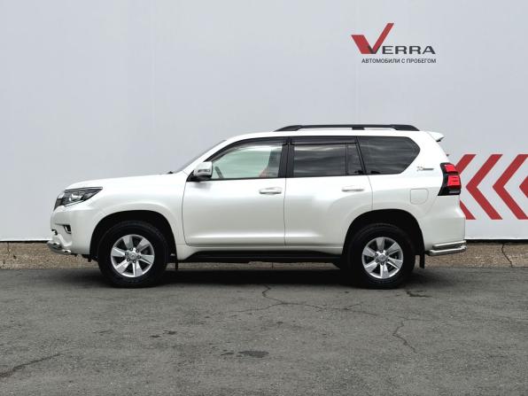 Toyota Land Cruiser Prado 150 Series Рестайлинг 3 с пробегом 2022 года, цена 6 000 000 рублей, 55604 км, внедорожник, Автокод Объявления