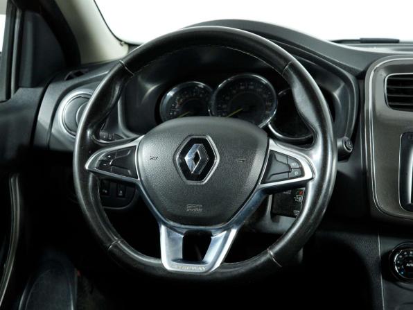 Renault Logan II Рестайлинг с пробегом 2018 года, цена 777 777 рублей, 313420 км, седан, Автокод Объявления