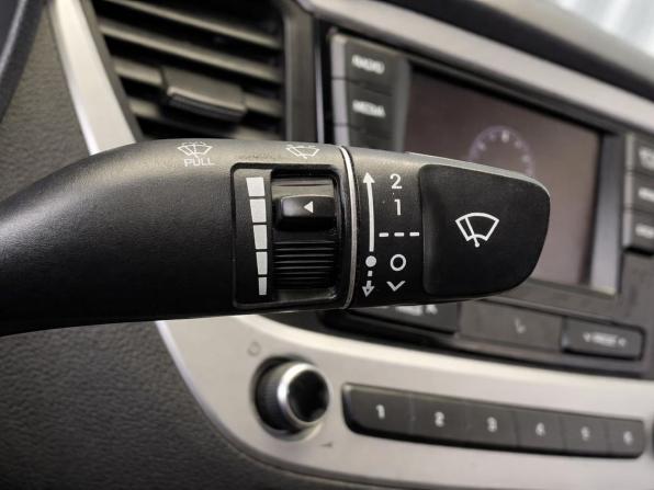 Hyundai Solaris II с пробегом 2017 года, цена 1 282 999 рублей, 98327 км, седан, Автокод Объявления