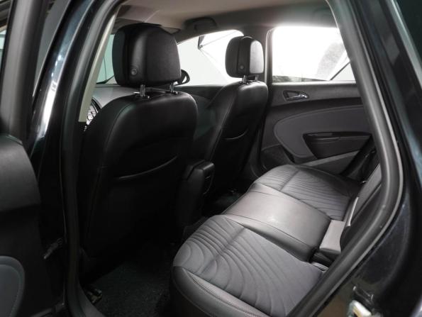 Opel Astra J Рестайлинг с пробегом 2013 года, цена 899 000 рублей, 143198 км, хэтчбек, Автокод Объявления