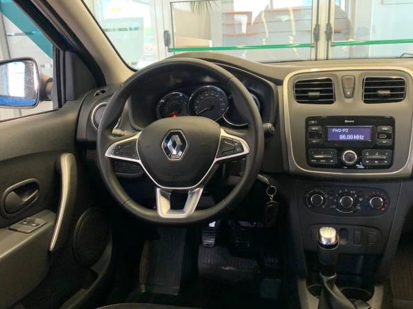 Renault Sandero II Рестайлинг с пробегом 2021 года, цена 1 350 000 рублей, 47619 км, хэтчбек, Автокод Объявления