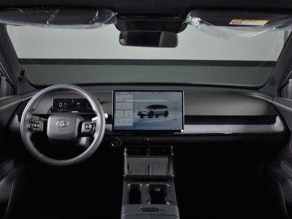 Toyota bZ3X с пробегом 2026 года, цена 2 999 995 рублей, 39 км, внедорожник, Автокод Объявления