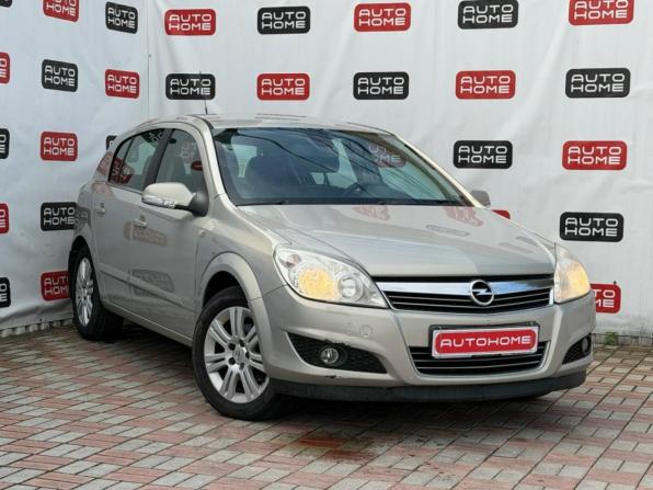 Opel Astra H Рестайлинг с пробегом 2008 года, цена 449 990 рублей, 213000 км, хэтчбек, Автокод Объявления