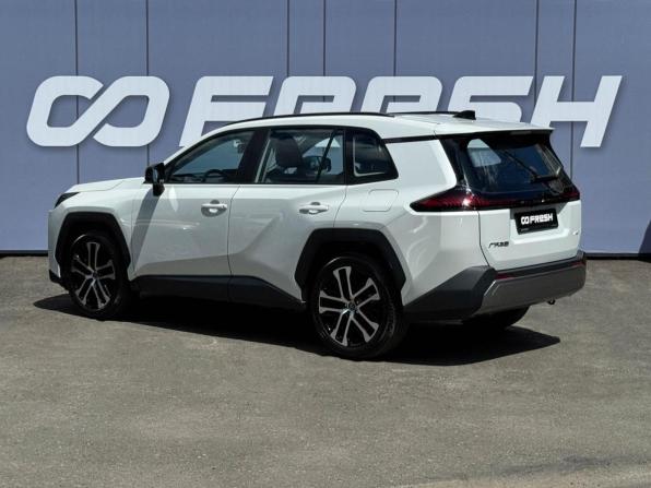 Toyota Wildlander II с пробегом 2026 года, цена 4 449 000 рублей, 14 км, внедорожник, Автокод Объявления