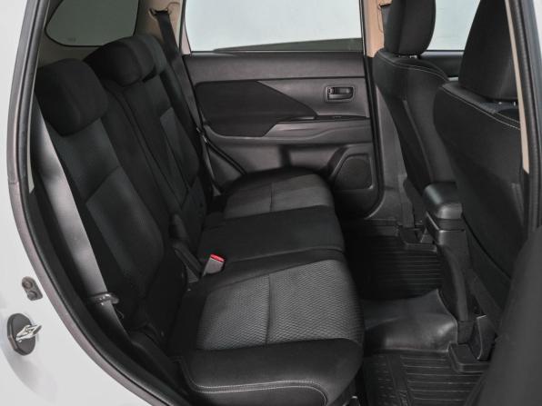 Mitsubishi Outlander III Рестайлинг с пробегом 2015 года, цена 1 829 000 рублей, 146335 км, внедорожник, Автокод Объявления