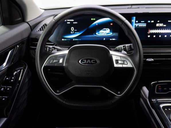 JAC JS6 с пробегом 2023 года, цена 1 840 000 рублей, 15872 км, внедорожник, Автокод Объявления
