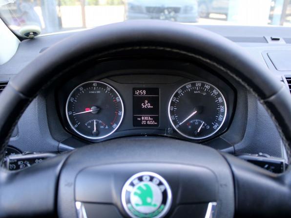 Skoda Octavia II (A5) Рестайлинг с пробегом 2013 года, цена 679 000 рублей, 201601 км, лифтбек, Автокод Объявления