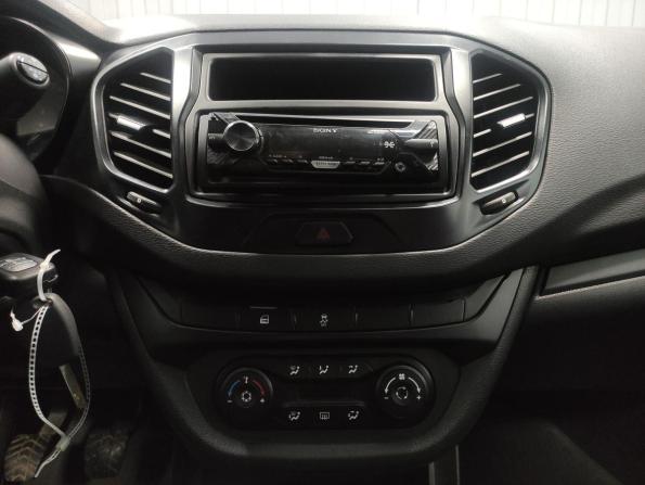 Lada (ВАЗ) Vesta I с пробегом 2017 года, цена 780 000 рублей, 151350 км, седан, Автокод Объявления