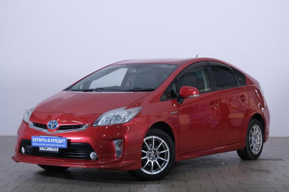 Toyota Prius III Рестайлинг (XW30) Омск  - изображение 2