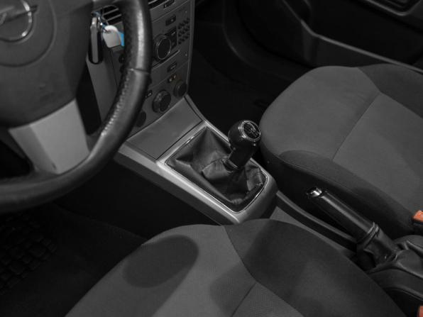 Opel Astra H Рестайлинг с пробегом 2010 года, цена 445 000 рублей, 330152 км, хэтчбек, Автокод Объявления