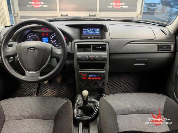 Lada (ВАЗ) Priora I Рестайлинг с пробегом 2015 года, цена 418 000 рублей, 176000 км, хэтчбек, Автокод Объявления
