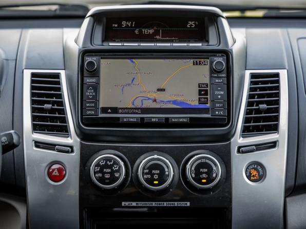 Mitsubishi Pajero Sport II Рестайлинг с пробегом 2015 года, цена 2 128 000 рублей, 134250 км, внедорожник, Автокод Объявления