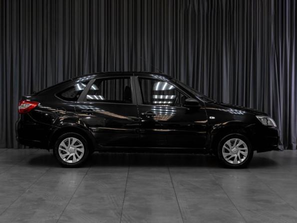 Lada (ВАЗ) Granta I с пробегом 2017 года, цена 649 000 рублей, 75315 км, лифтбек, Автокод Объявления