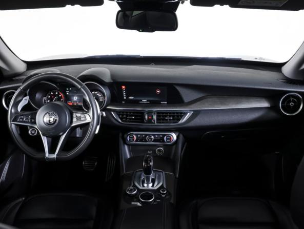 Alfa Romeo Stelvio I с пробегом 2017 года, цена 2 190 000 рублей, 174090 км, внедорожник, Автокод Объявления