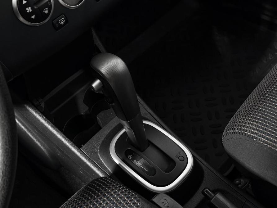 Nissan Tiida I Рестайлинг Санкт-Петербург  - изображение 11