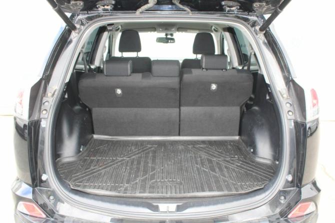 Toyota RAV4 IV (XA40) Рестайлинг с пробегом 2017 года, цена 2 150 000 рублей, 159000 км, внедорожник, Автокод Объявления