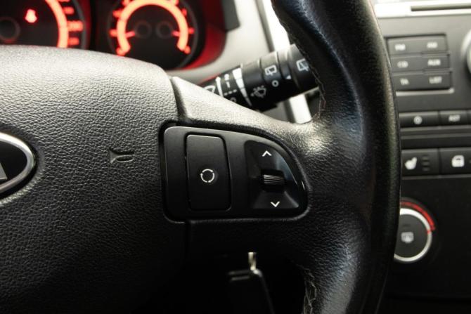 Kia Ceed I с пробегом 2010 года, цена 525 000 рублей, 303402 км, хэтчбек, Автокод Объявления