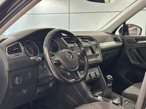 Volkswagen Tiguan II с пробегом 2017 года, цена 2 077 000 рублей, 132557 км, внедорожник, Автокод Объявления