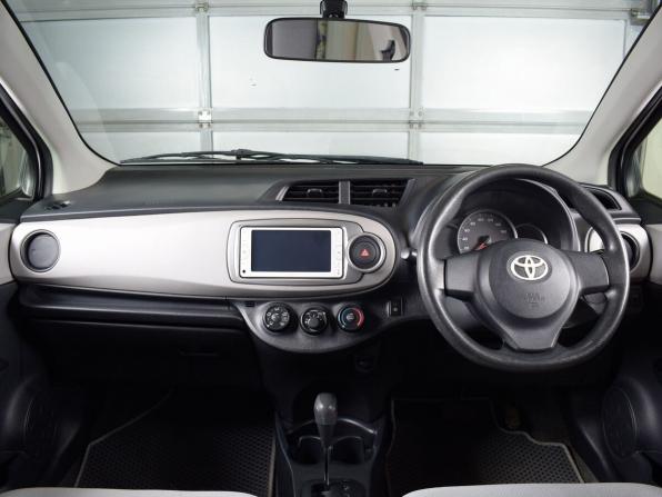 Toyota Vitz III (XP130) с пробегом 2012 года, цена 679 999 рублей, 125638 км, хэтчбек, Автокод Объявления