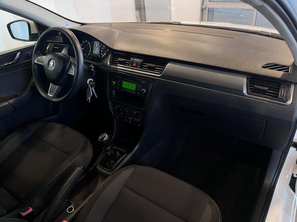Skoda Rapid I с пробегом 2014 года, цена 495 000 рублей, 211030 км, лифтбек, Автокод Объявления